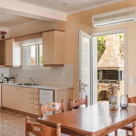 Angeliki Skala Villa *